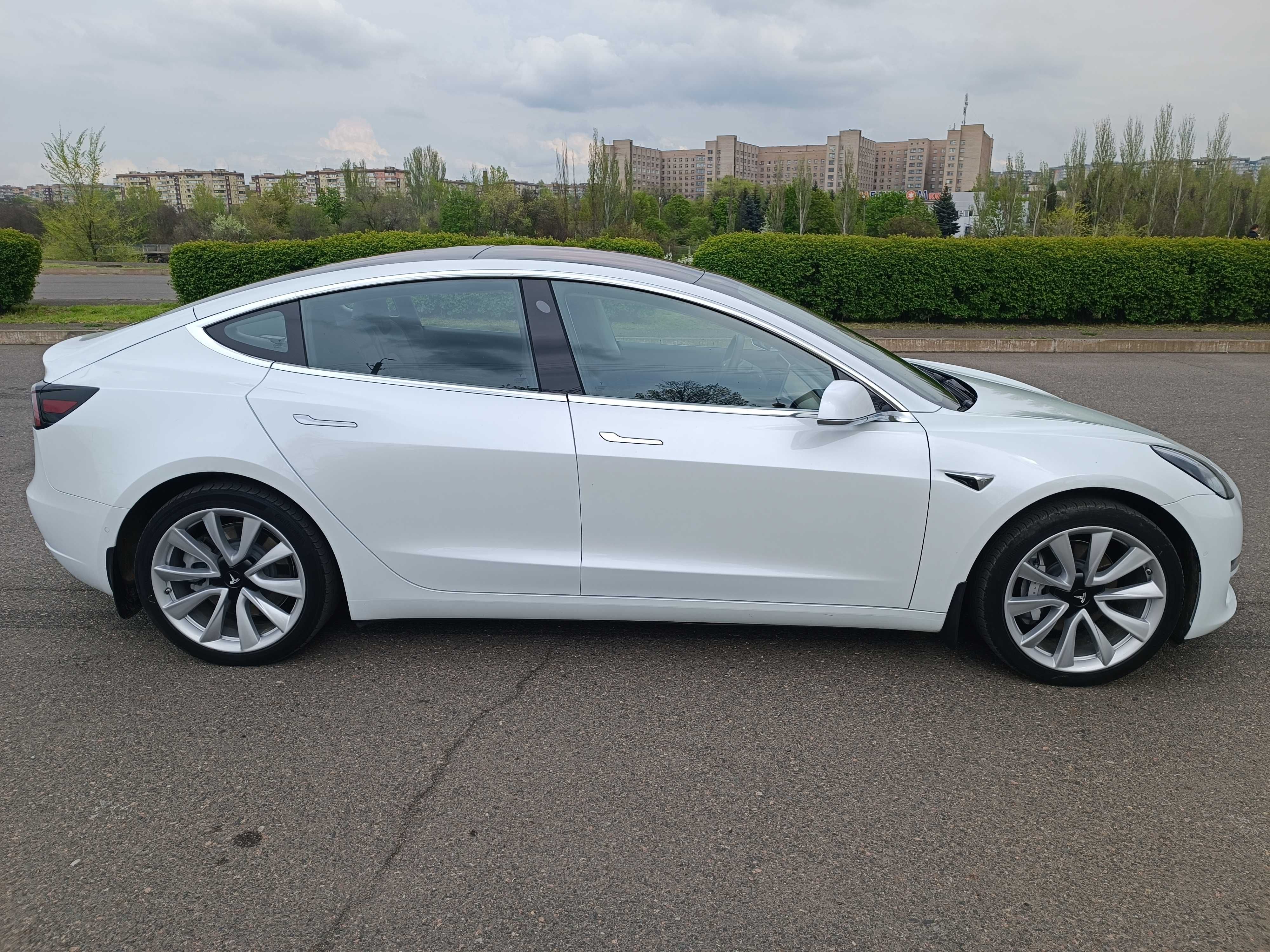 Продам автомобіль Tesla Model 3 Dual Motor Long Range