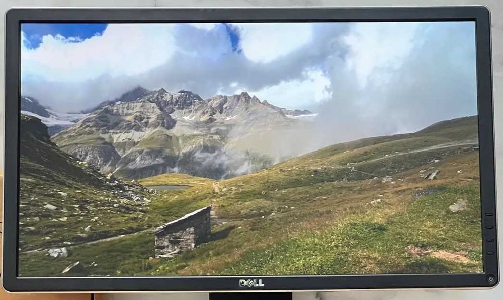 Dell P2214Hb 22" 1920×1080 FullHD IPS VESA monitor