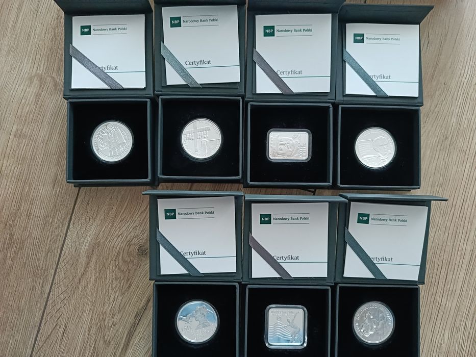 Monety srebrne NBP (m.in. obrona poczty, port w Gdyni)