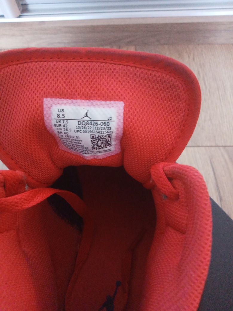Buty wysokie Nike Jordan 1