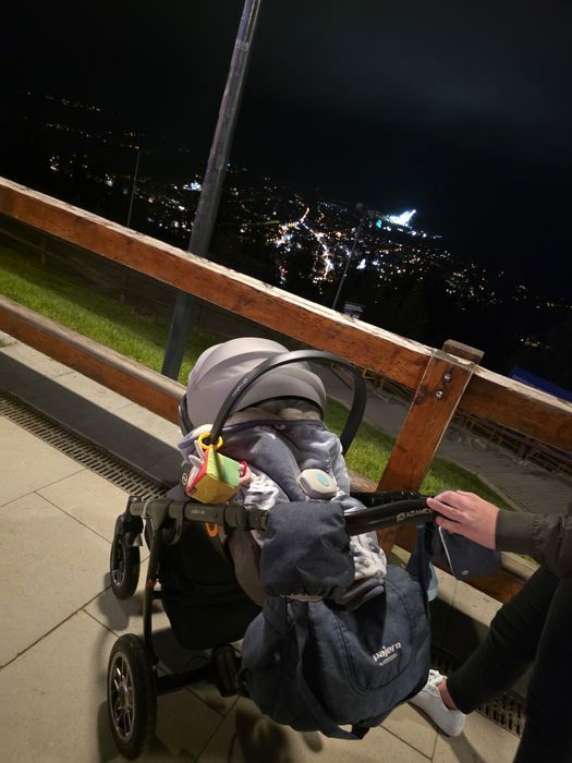 Sprzedam wózek 3w1 Adamex Pajero stan bardzo dobry dużo dodatkow