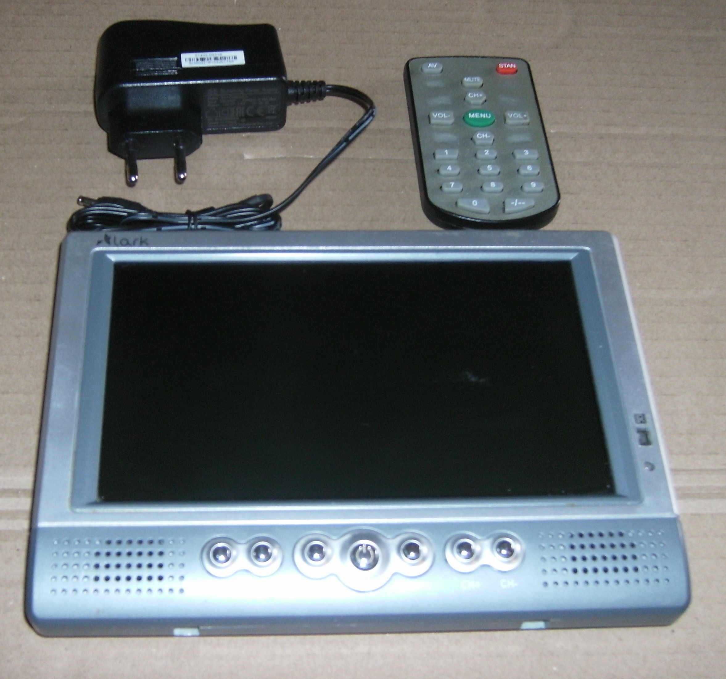 TV  Klarc TF7X  7 ""  analogowy