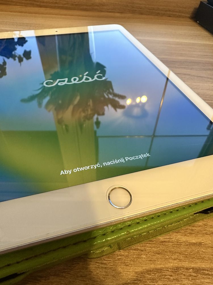 iPad 5. generacji 32GB Wi-Fi