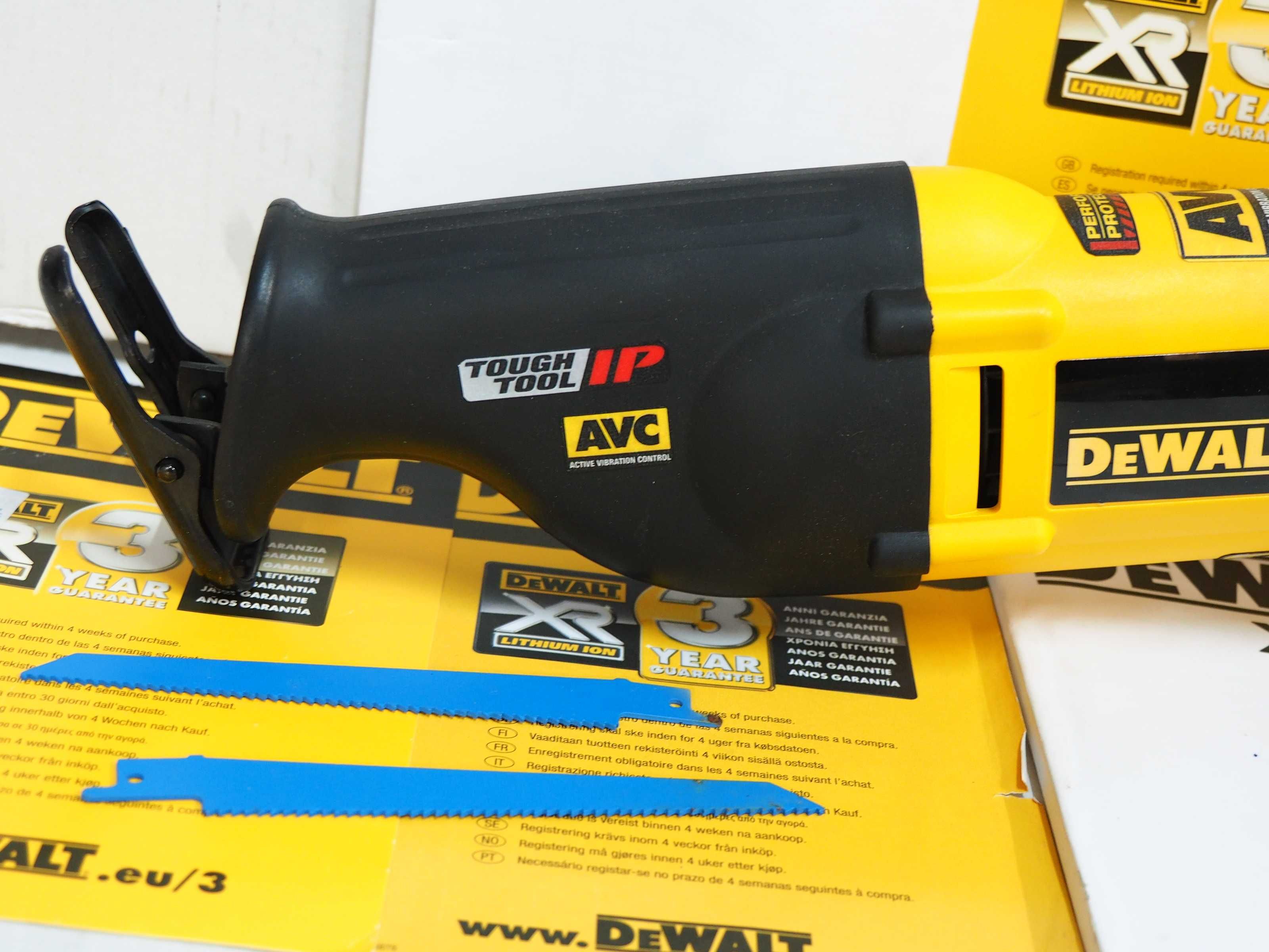 Komplet DEWALT DW 937 pilarka szablasta 14,4v +bateria Rems 12v 3ah