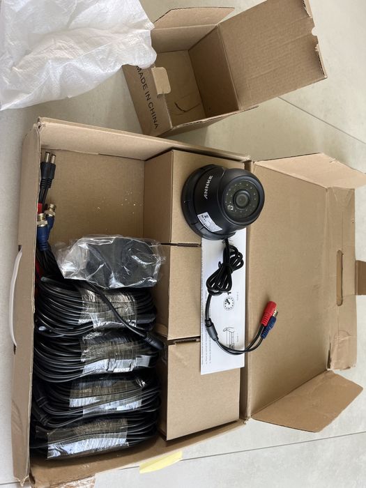 Zestaw 4 szt kamer monitoringu dzień/noc Annke C11DP 3.6mm złącze BNC