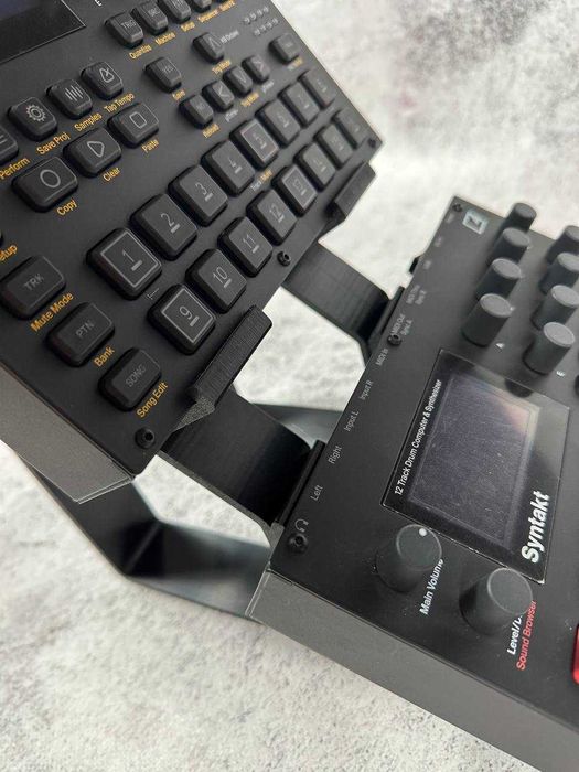 Стенд Elektron – Digitakt, Digitone, Syntakt, Analog Heat, Octatrack.