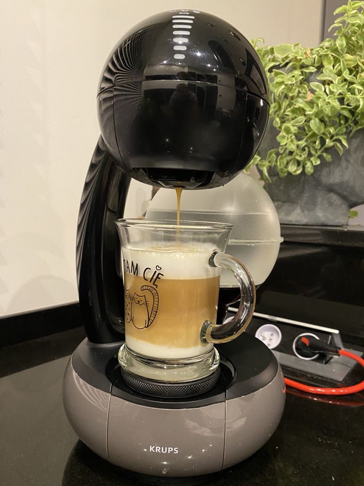 Ekspres do kawy designerski Krups Nescafe Dolce Gusto kapsułkowy