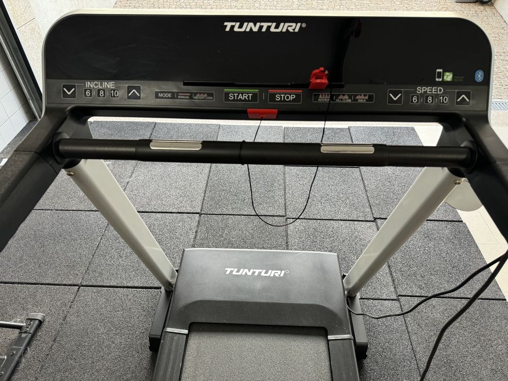 Passadeira TUNTURI FitRun 70i