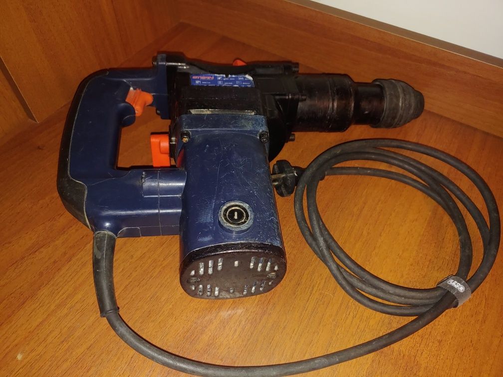 Перфоратор Б/У Stern Austria RH26E