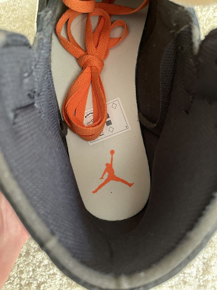 Кросовки Nike jordan 1