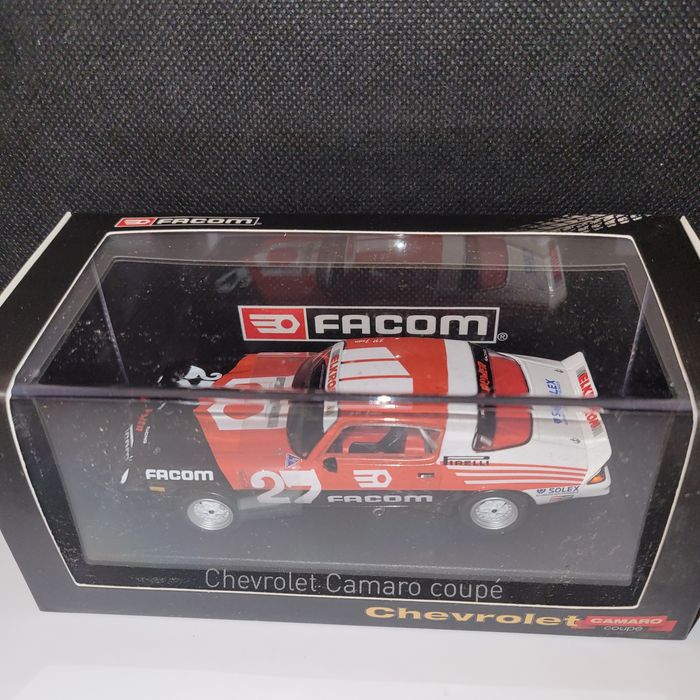 Carro miniatura Chevrolet