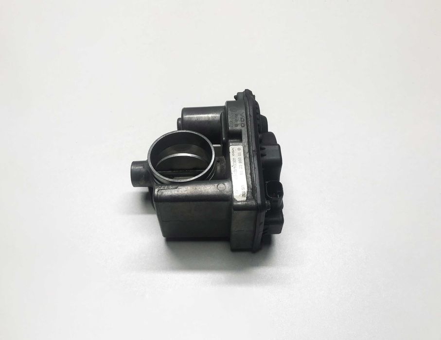 Дросельна заслонка Mercedes W202. S202. W210. S210. C208 - 2.0-2.3