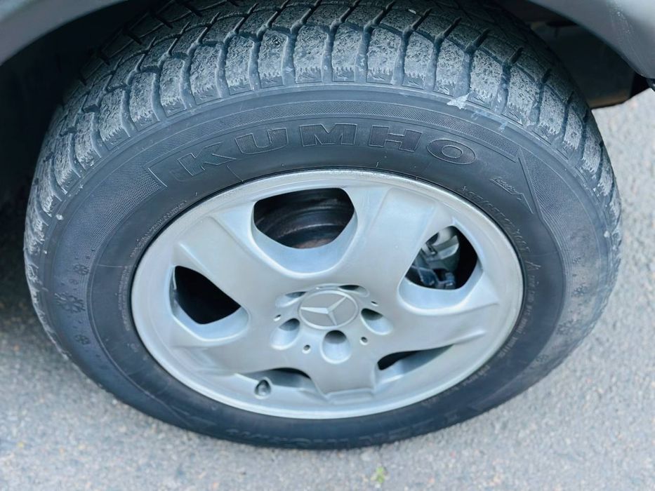 Продам Mercedes Benz ML 2.7 TDI сел поехал