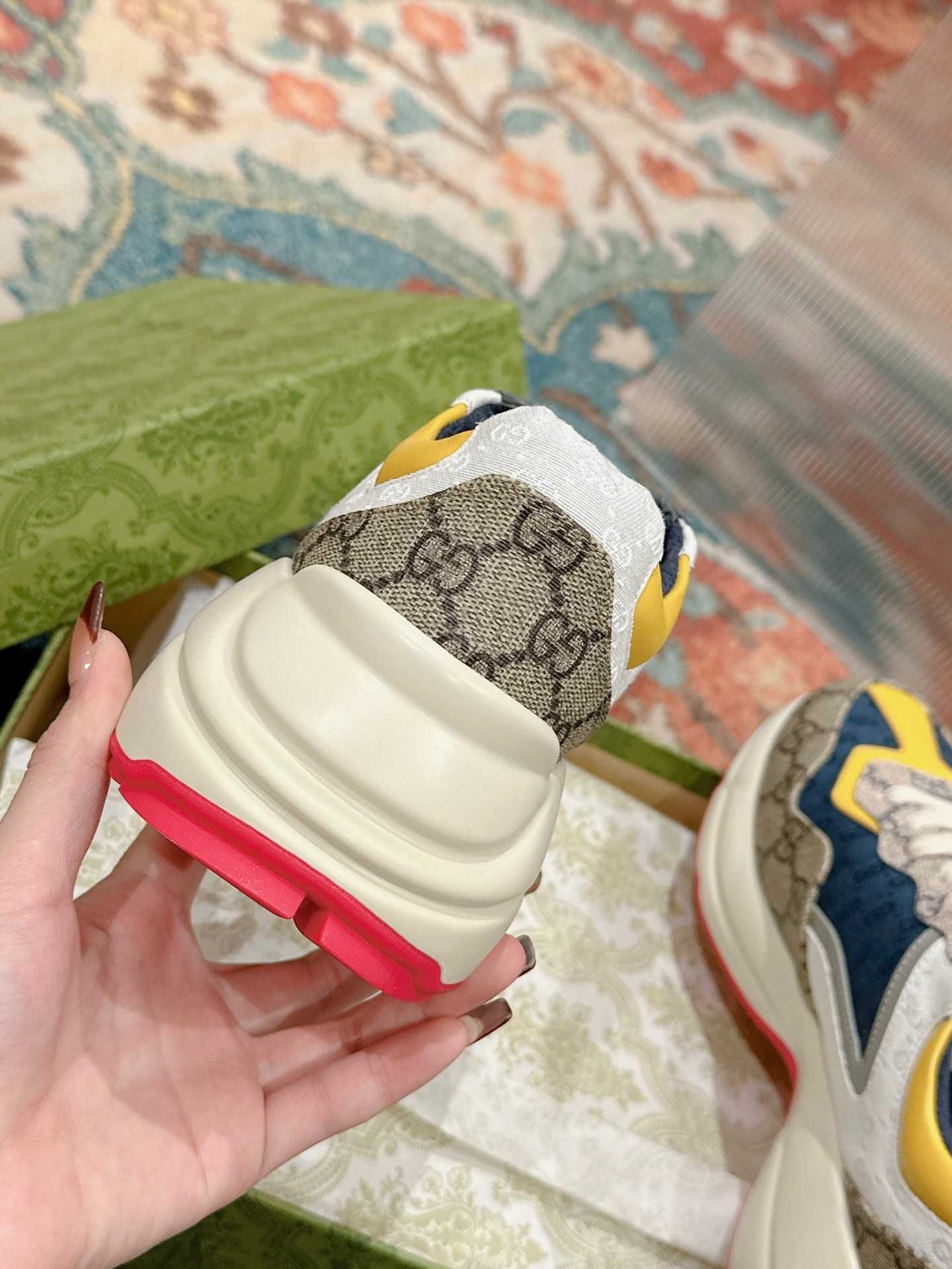 GUCCI buty sportowe – dla mężczyzn, luksus i wygoda