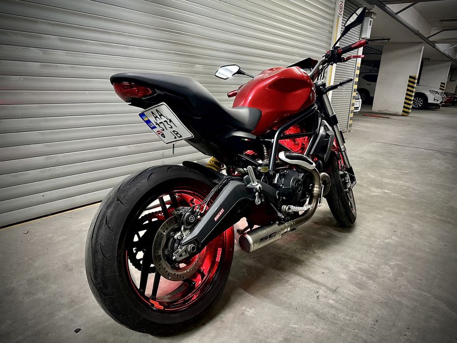 Ducati Monster 797+ 2019