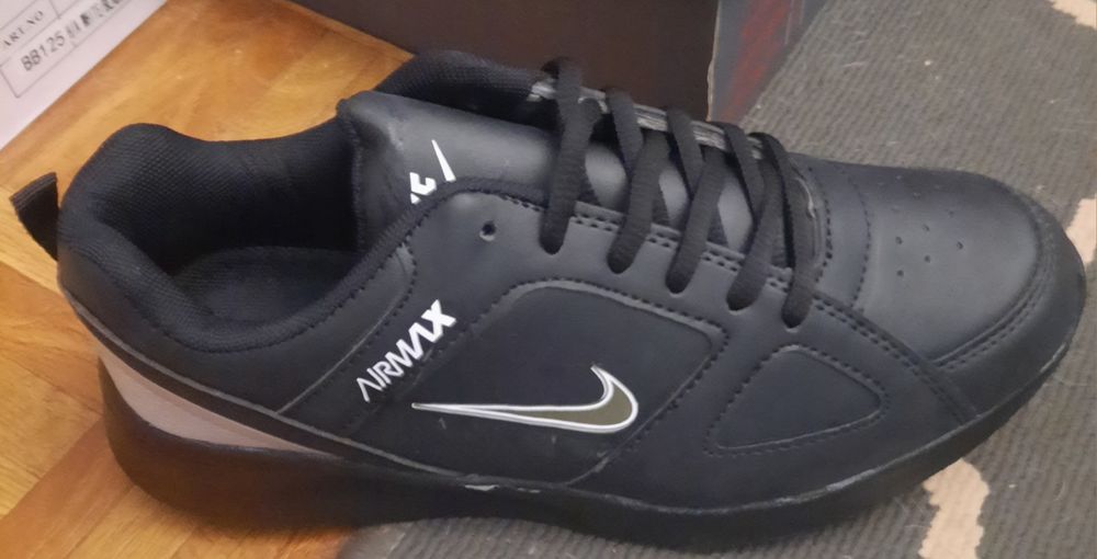 tenis diversos tamanhos e medidas