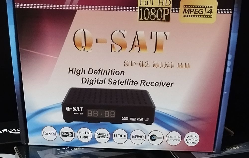 Спутниковый тюнер  Q-Sat ST-02 Full HD.