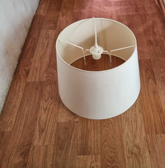 Candeeiro de Tecto em bom estado