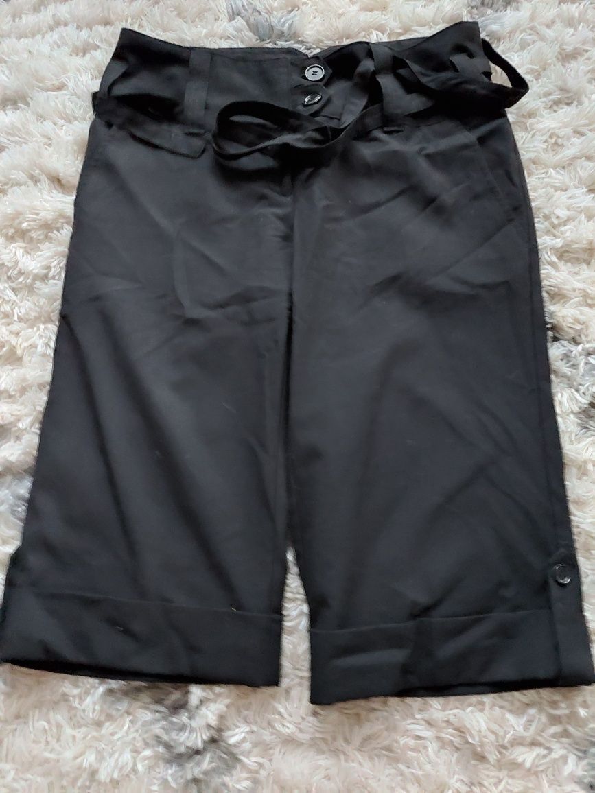 Czarne spodnie 3/4 H&M