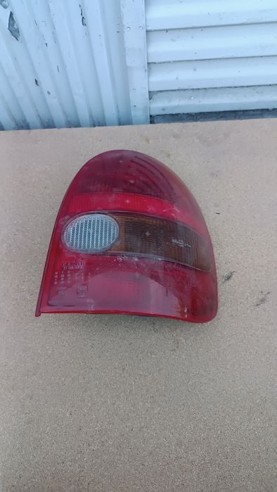 Vendo farolim direito de Opel corsa B ano 1993