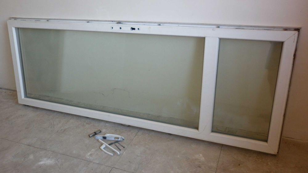 Дверь металлопластиковая , с двойной камерой ( энергосберегающий )