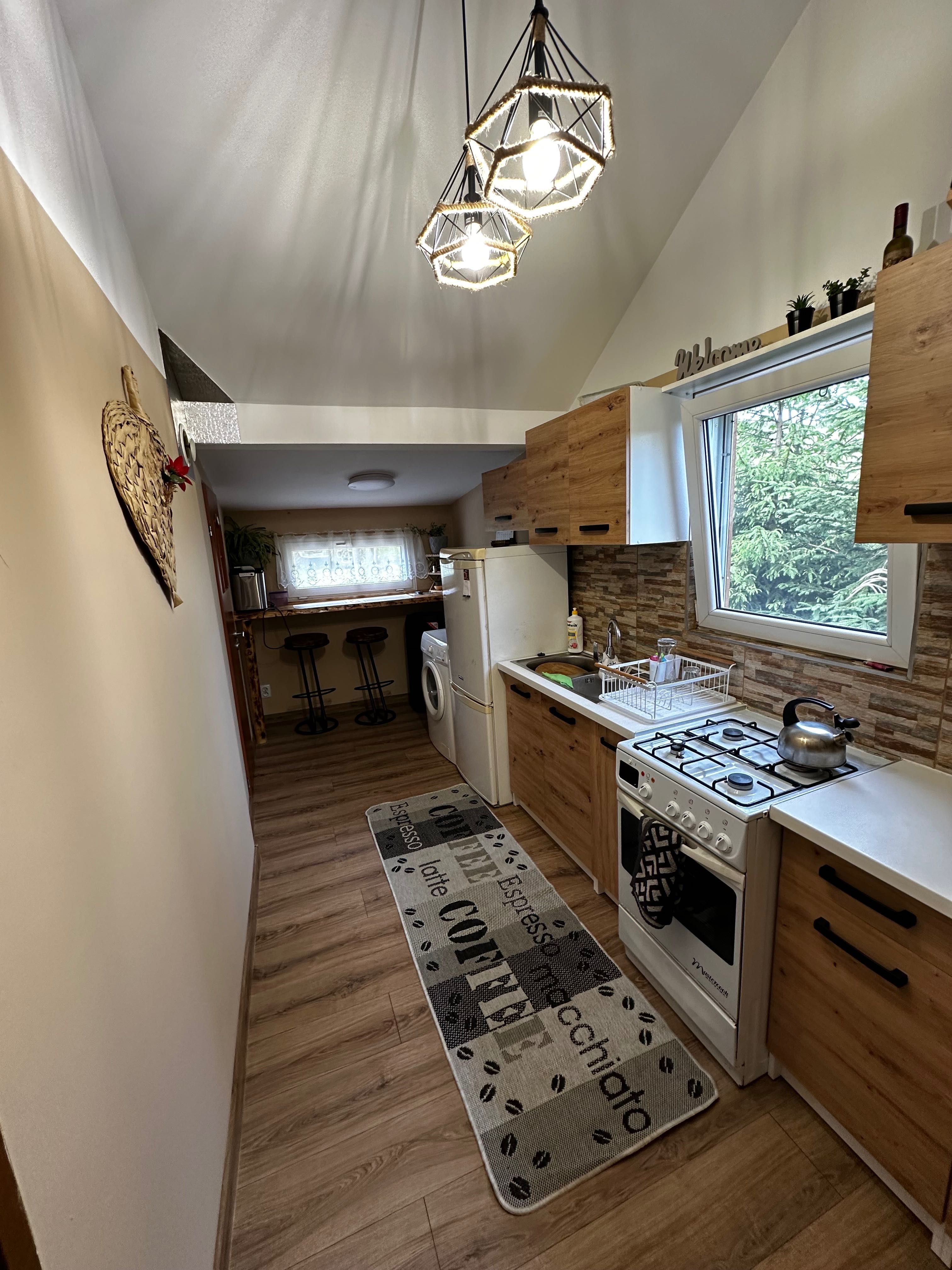 Całoroczny domek do wynajęcia Bieszczady + Balia z Jacuzzi