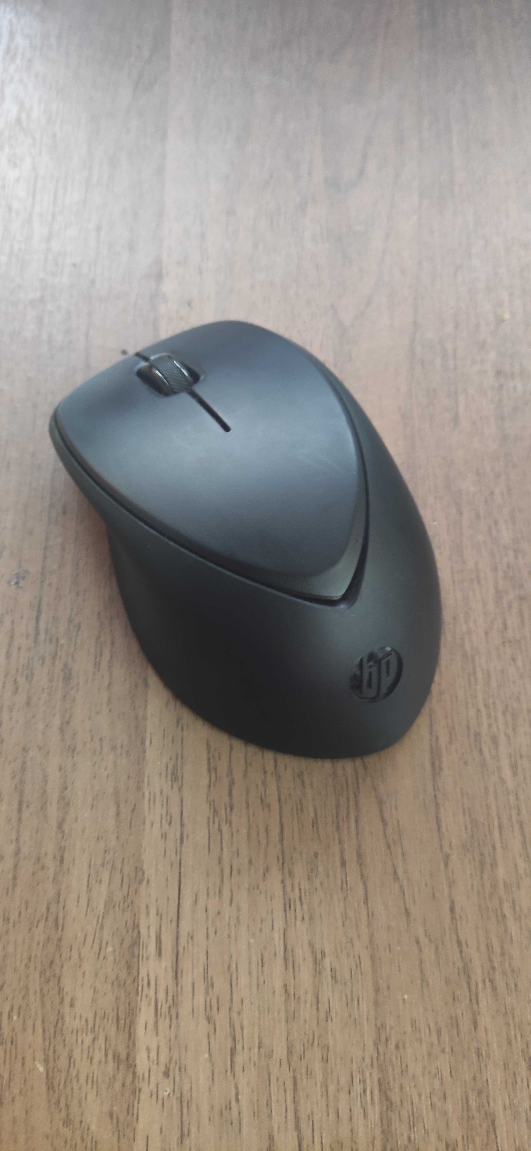 Беспроводная мышь HP Comfort Grip