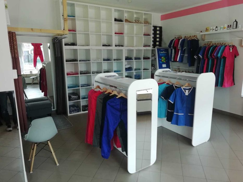 Regał Kallax 112x147, Ikea w kolorze białym dostępne 2 sztuki