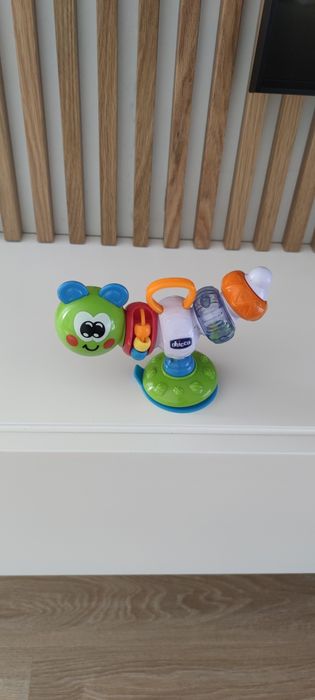 Brinquedos e peluches bebé