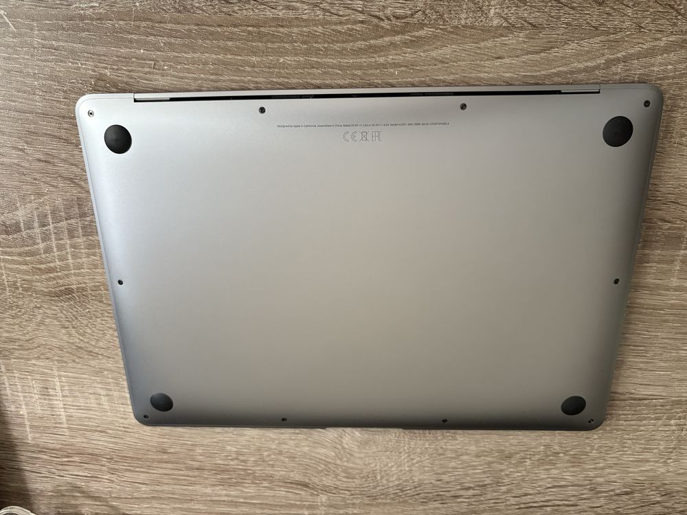 Macbook air M1 8/256
