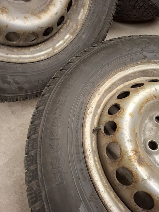 Диски + зима nokian 215/65/16c et51 5*120 65.1 2022 рік т5 transporter