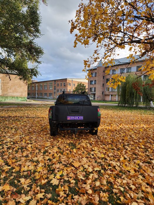 Nissan Navarro D40 авто для ЗСУ пикап