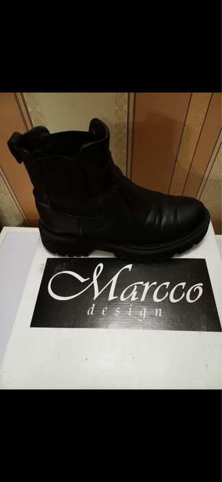 Шкіряні жіночі ботинки