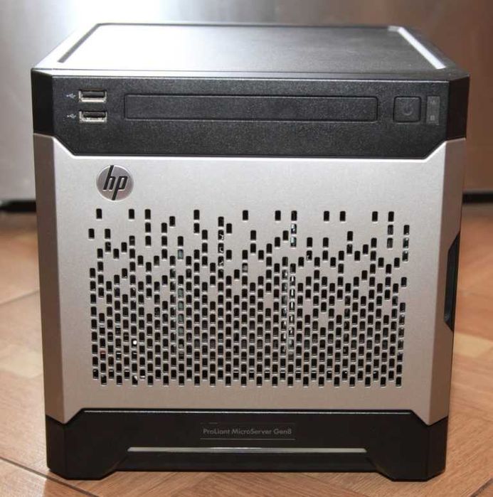 HP MicroServer gen8 (4x3.5) LFF
