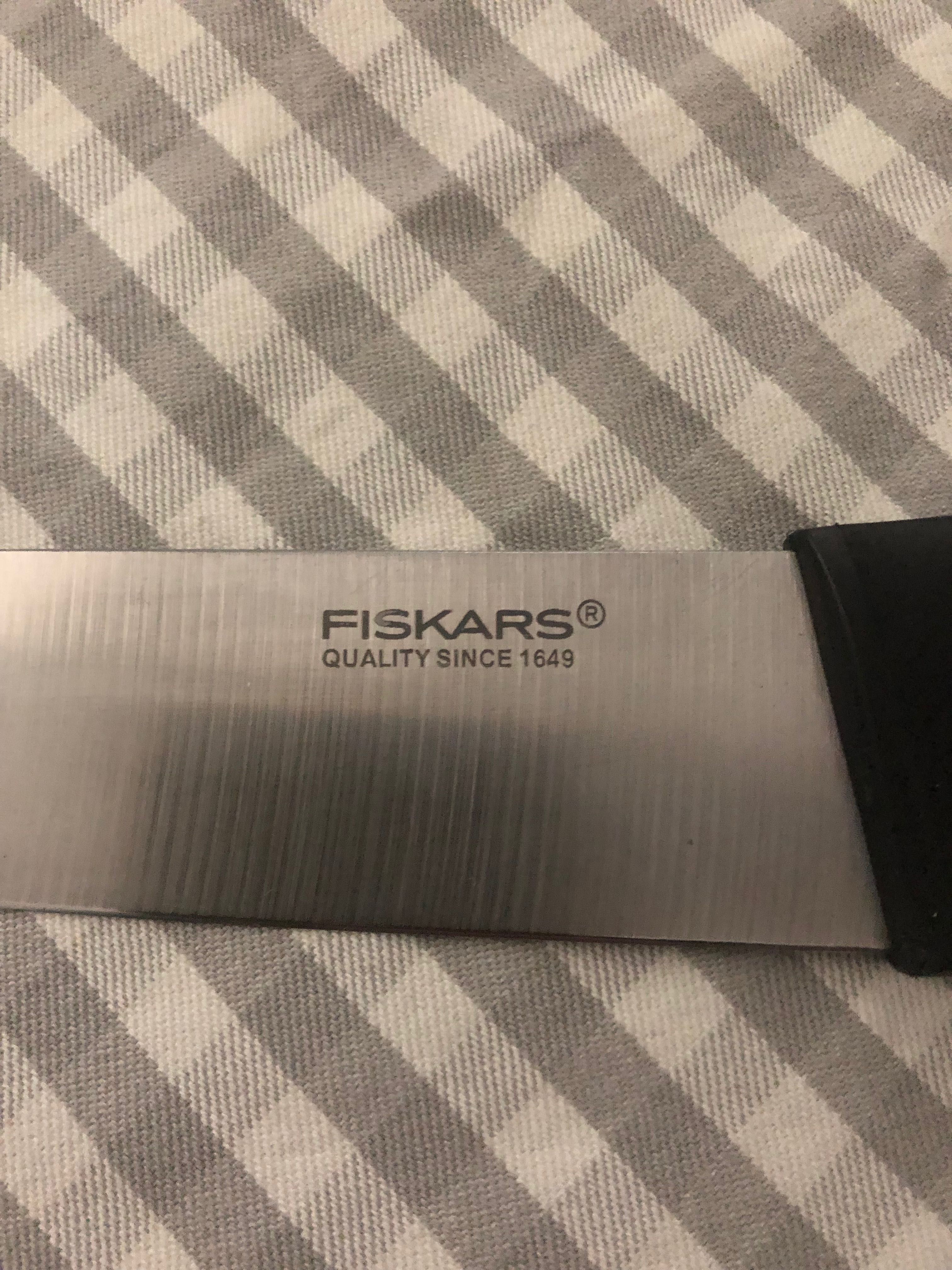 нож Fiskars Финляндия 20 см