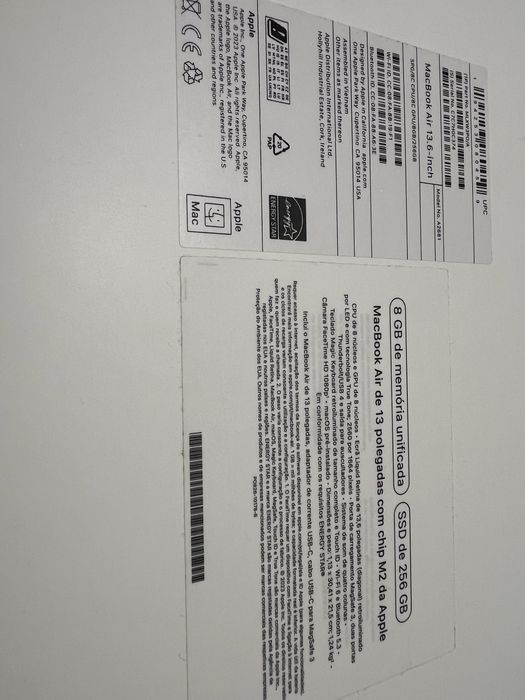 MacBook Air (13", M2 series)