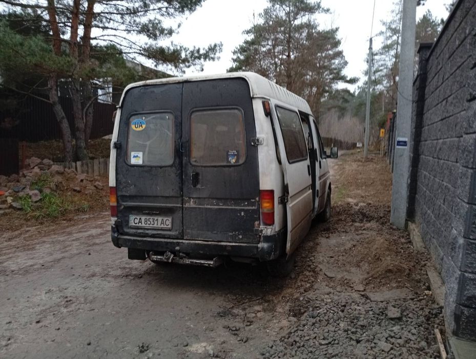 Форд транзит вантажів