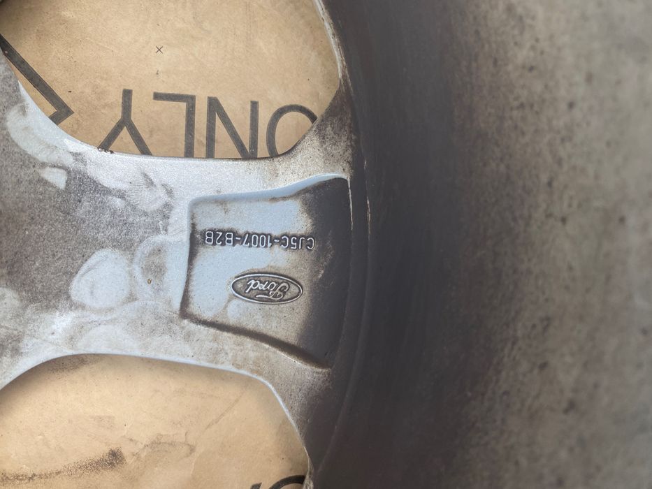Felgi Aluminiowe Ford Kuga MK2 5x108 7.5x17” ET52,5 oryginał b. ładne