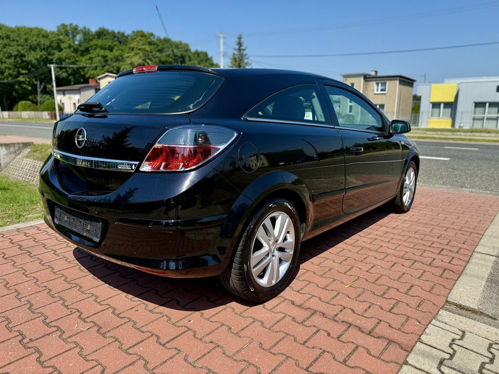 Opel Astra H GTC 2009 1.8 140 KM Xenon Alufegi PDC Tempomat