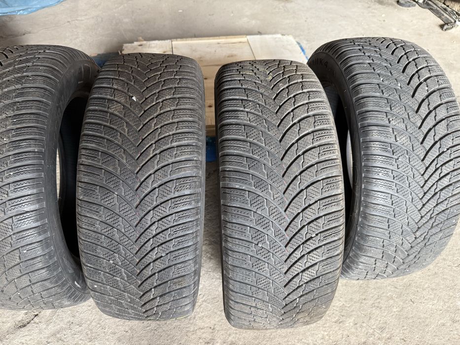 Firestone Winterhawk 235/55/18