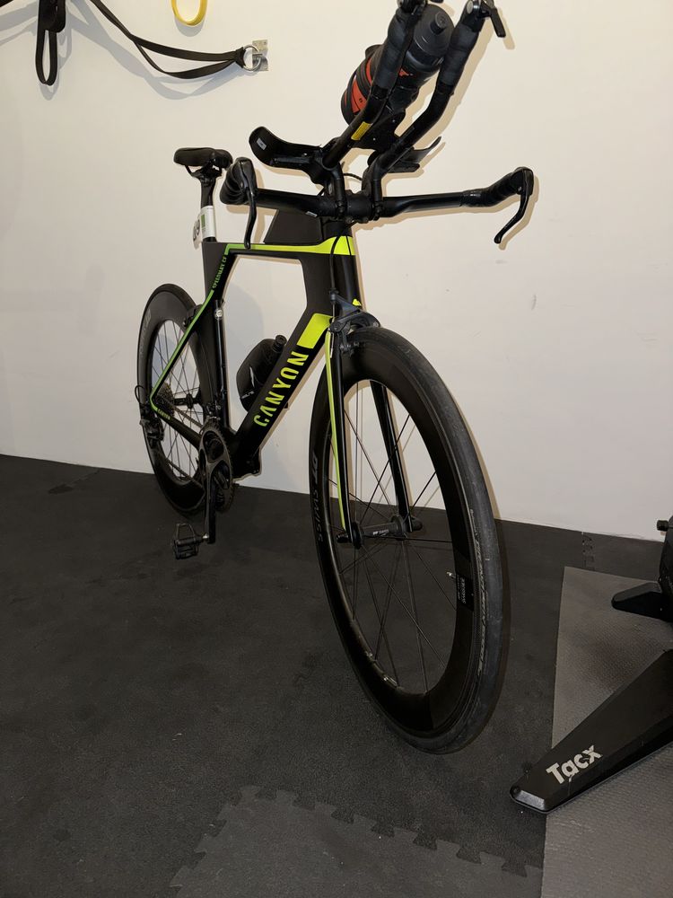 Canyon Speedmax CF 8.0 SL - Triatlo