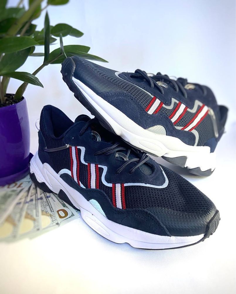 Розпродаж кросівок адідас 40-45р ozweego , yeezy 700, dassler