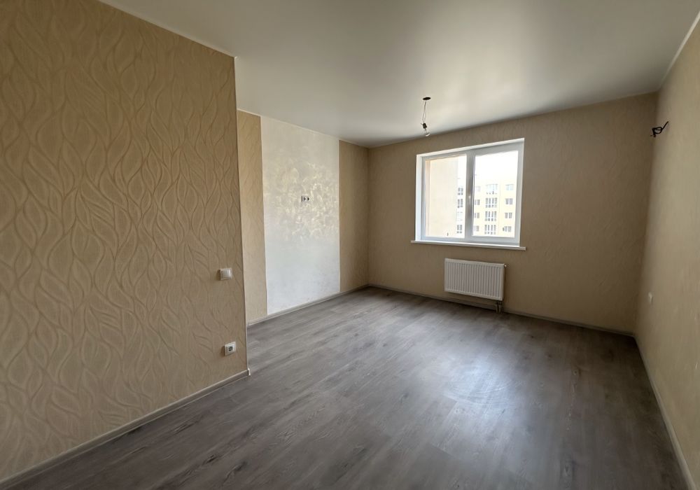 Продаж нової 1 кімнатної квартири 37 м2 з ремонтом, 20 хвилин метро Ак