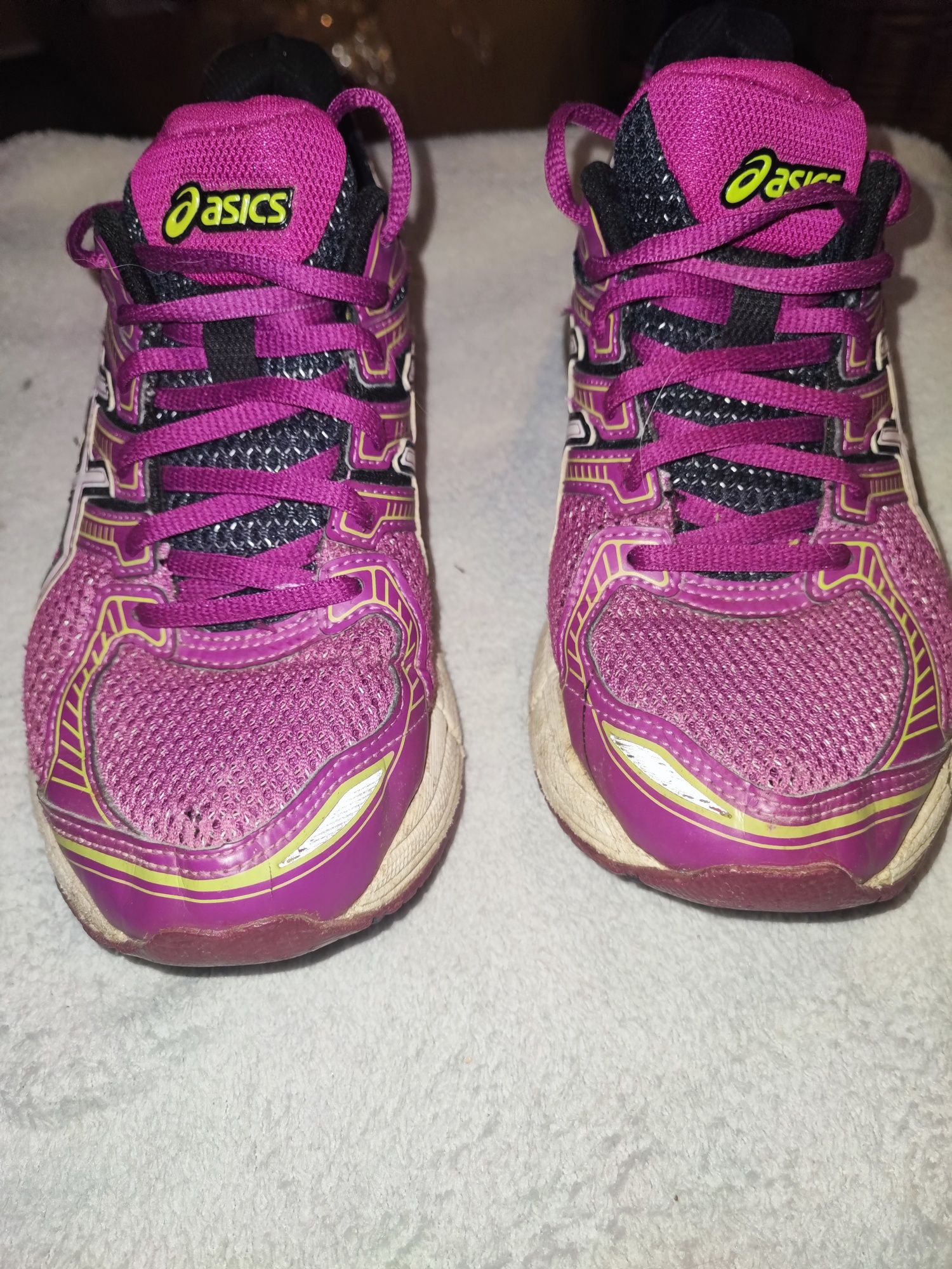 Asics buty sportowe 39