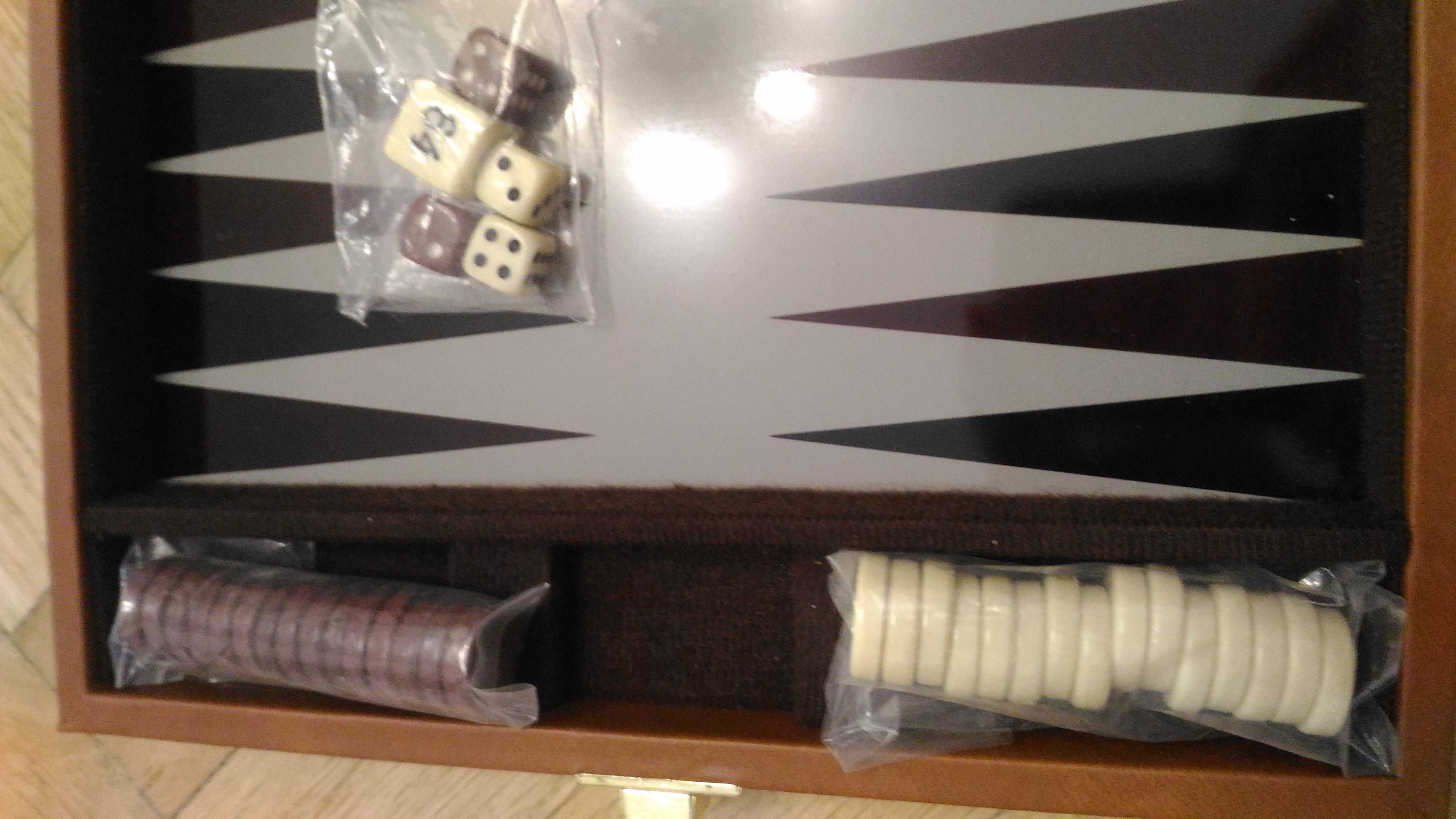 Gra Backgammon Tryktrak elegancka stylowa walizka prezent