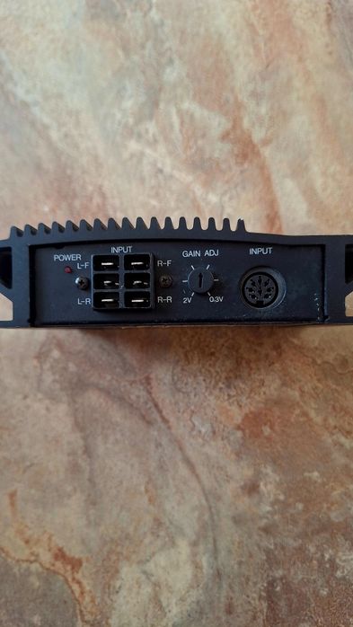 Amplificador Blaupunkt 4x30w