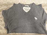 Стильний сірий светр Abercrombie & Fitch