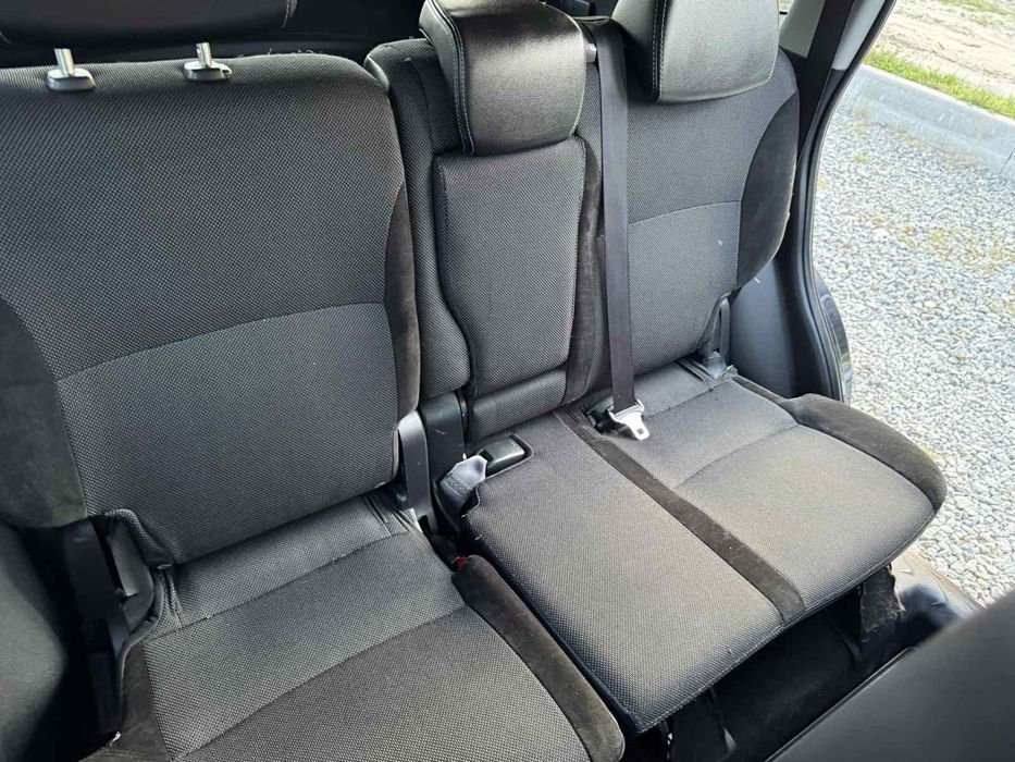 Mitsubishi Outlander 2011