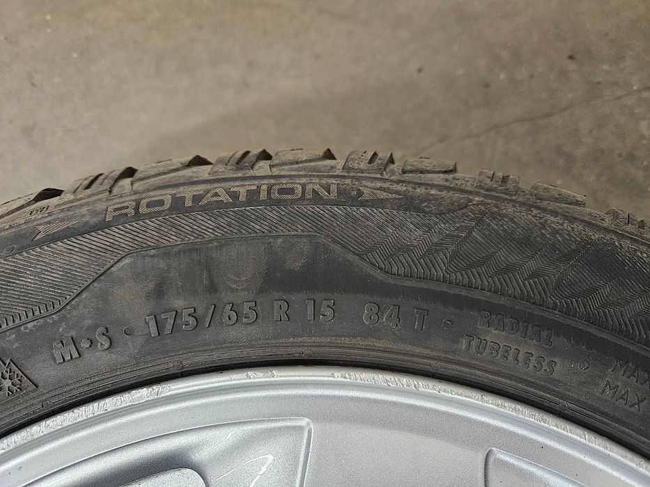 4 Szt 175/65 R15 84T Uniroyal MS Plus 77 - 7,30mm 6,80mm