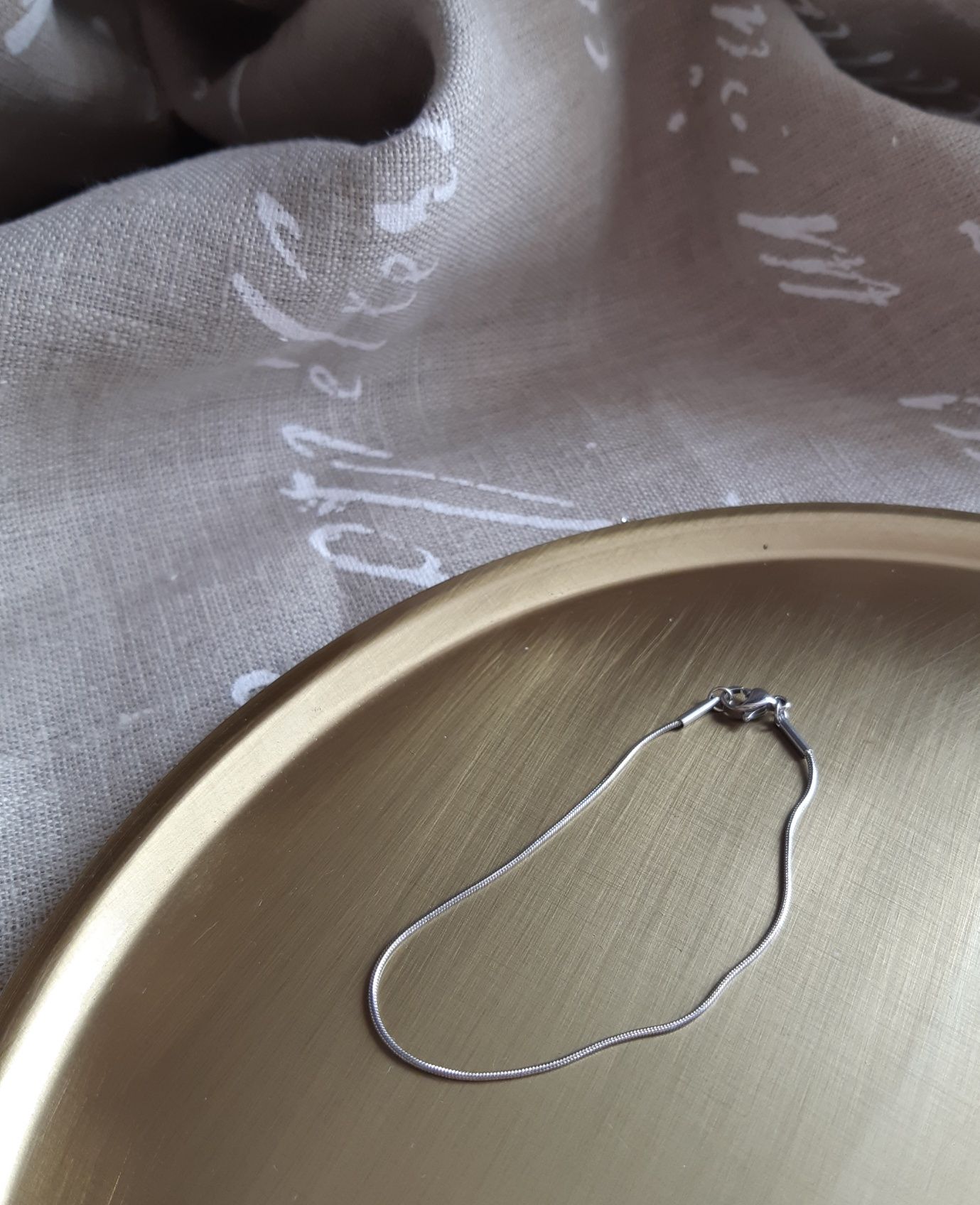 Nowa srebrna bransoletka cienki wężyk ze stali nierdzewnej 16.5cm
